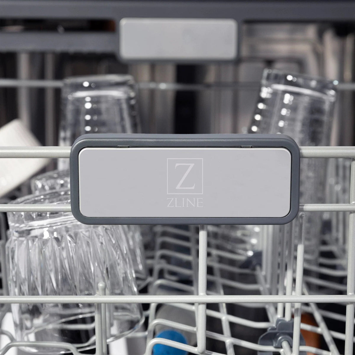 ZLINE Autograph 24" Dishwasher White Door, Black Handle DWMTZ-WM-24-MB